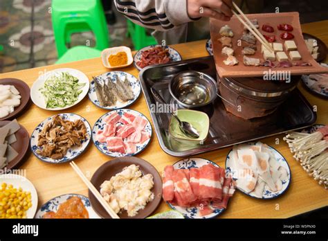 蘇州哪裏有自助燒烤：探索美食之旅與燒烤樂趣